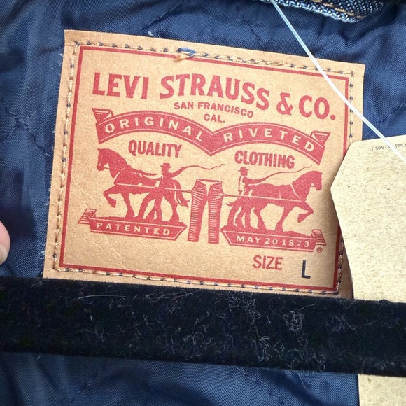 Levi's Denim and Cream Sherpa Jacket - Picture 3 of 6